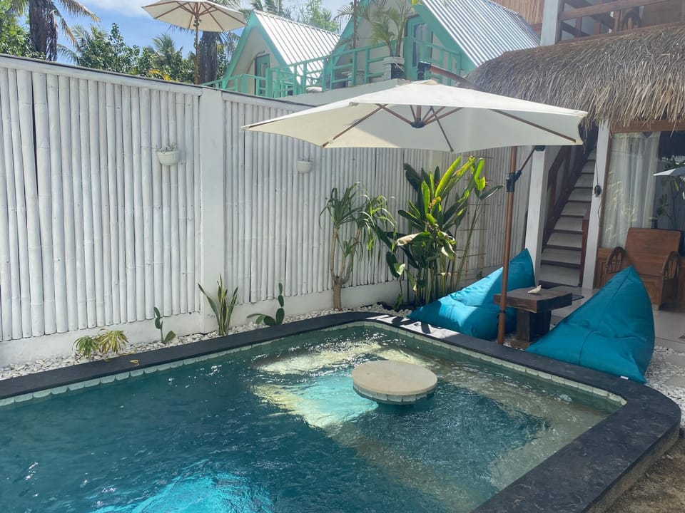 Day, Seating area, Garden view, Pool view, Swimming pool