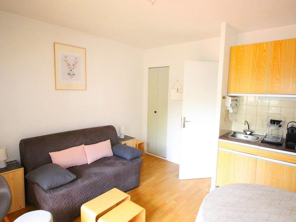 Studio rénové télécabine - Balcon & Parking - FR-1-313-148 Cabin in Catalonia