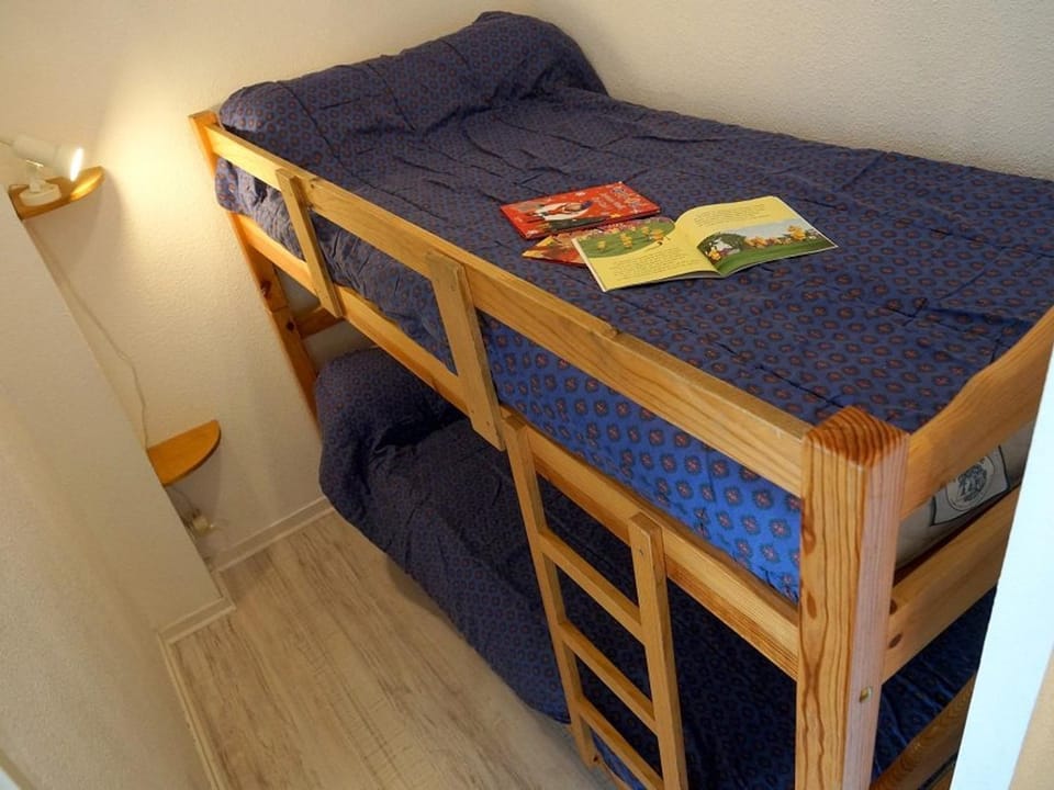 Appartement 4 pers. à Luchon - Balcons Sud, Parking et Proximité Thermes et Commerces - FR-1-313-151 Apartment in Catalonia