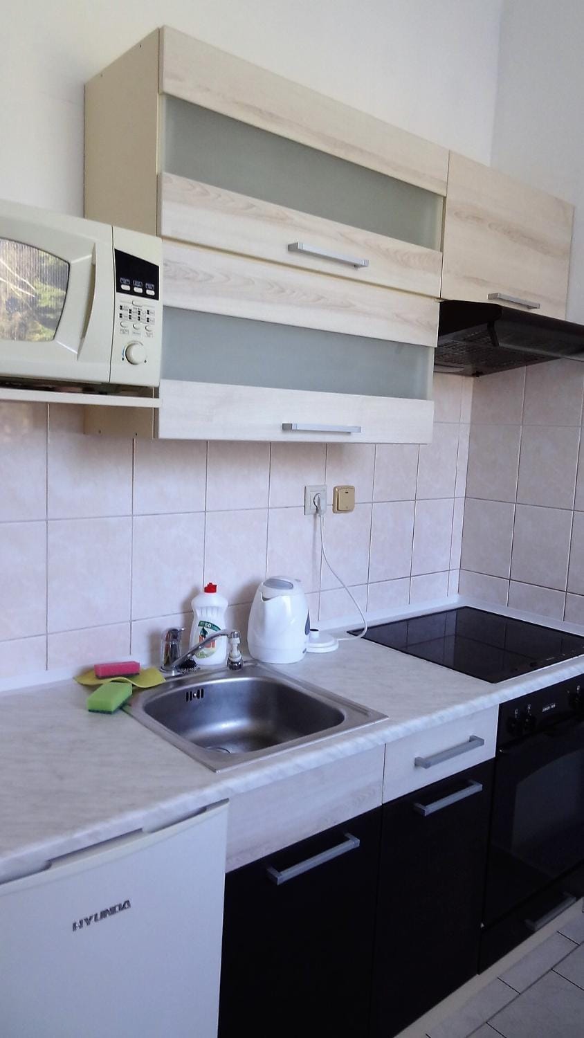 Kitchen or kitchenette