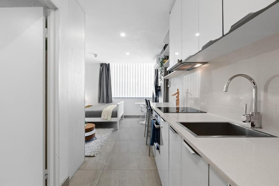 Stylish & Cozy Beach Studio, 5min walk to Bondi Beach Apartment in Sydney