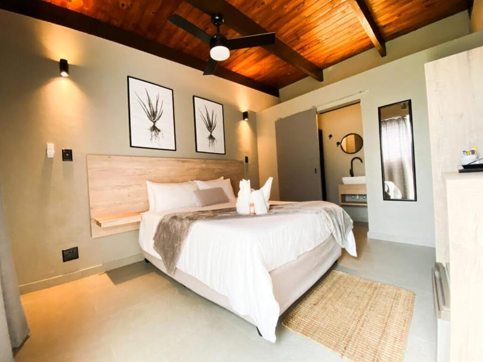 Bathroom, Bedroom