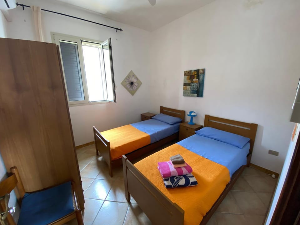 Apartment - Sleeps 5 Free Parking & Pet Friendl Apartment in Sicily