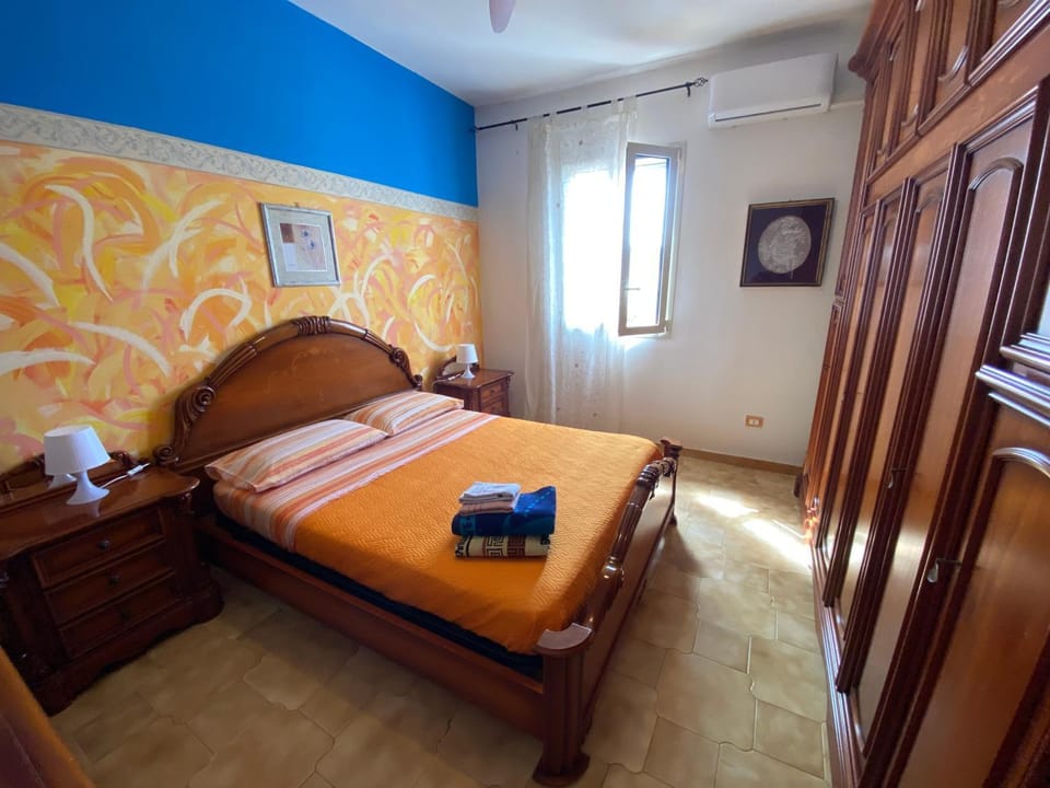 Apartment - Sleeps 5 Free Parking & Pet Friendl Apartment in Sicily