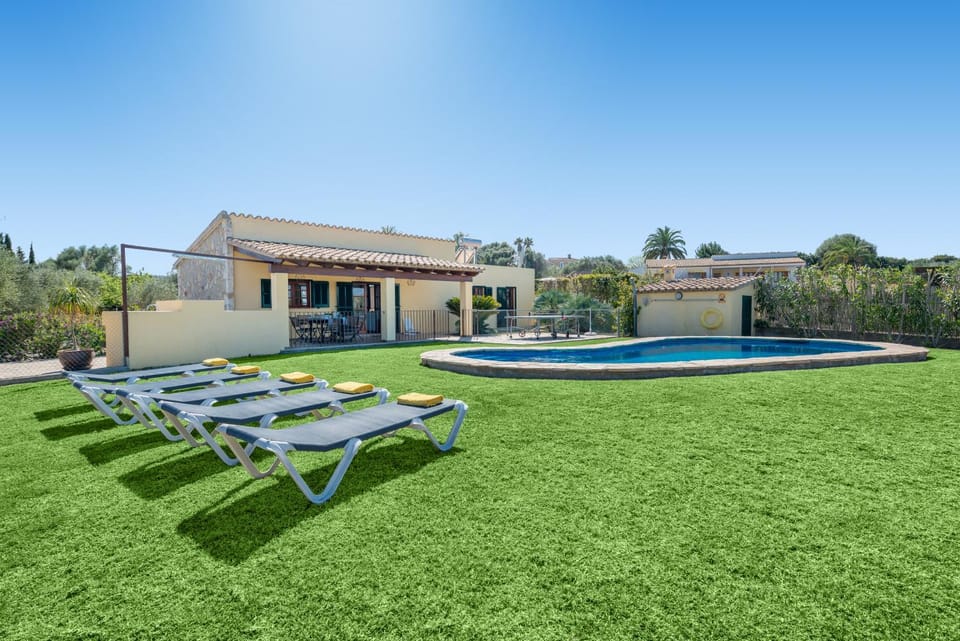 Facade/entrance, Garden, Garden view, Pool view, Swimming pool