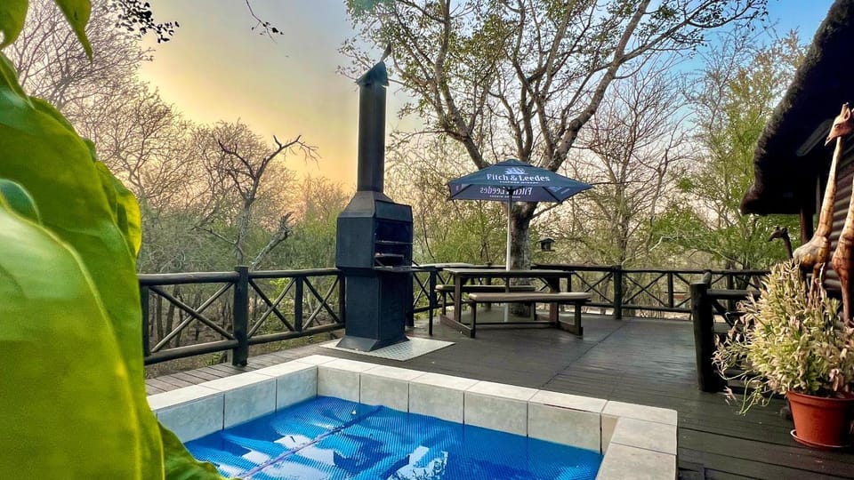 Patio, Balcony/Terrace, Balcony/Terrace, Pool view, Swimming pool, Swimming pool