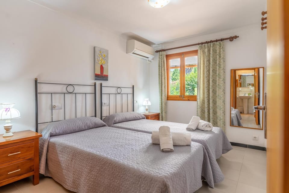 Bathroom, Bedroom