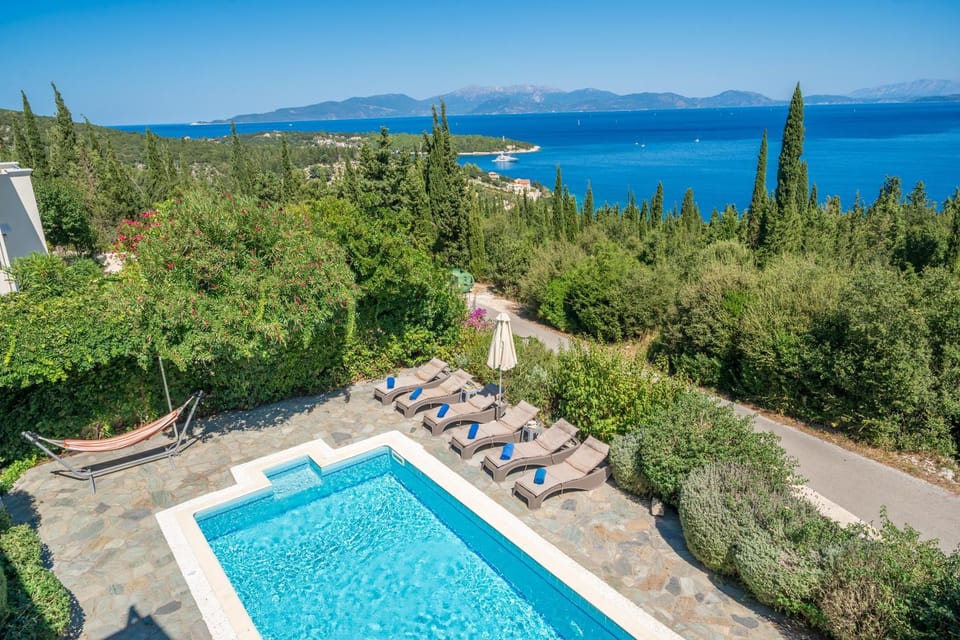 Garden House, up to 8px 1km from Fiskardo Villa in Cephalonia