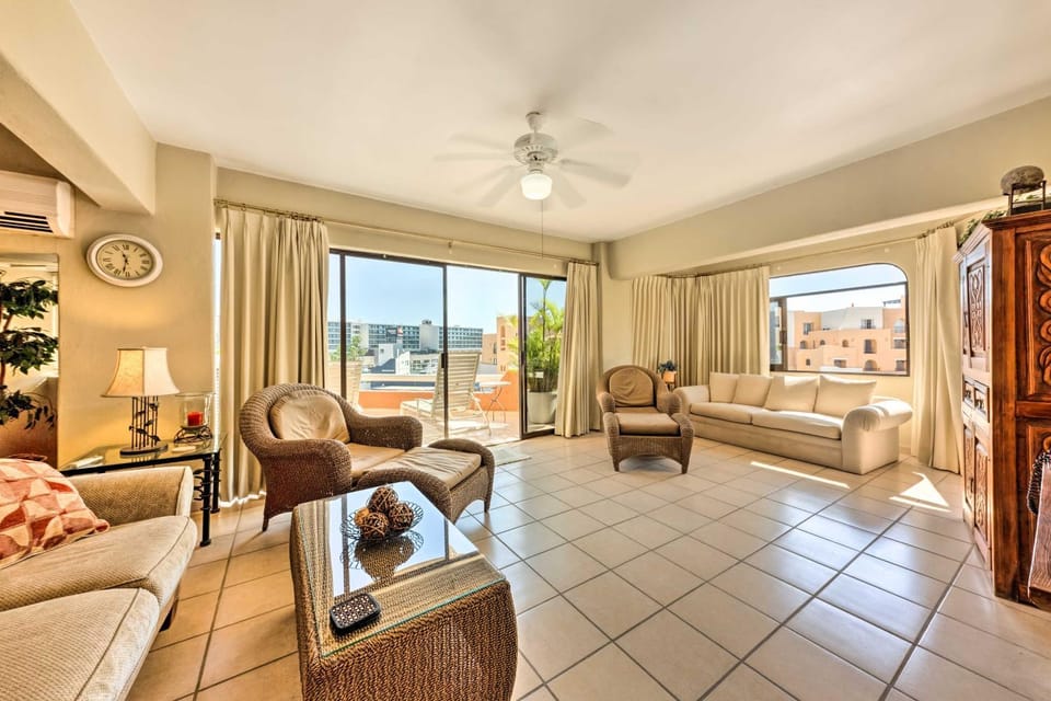 Marina View Cabo San Lucas Condo < 1 Mile to Beach House in Cabo San Lucas