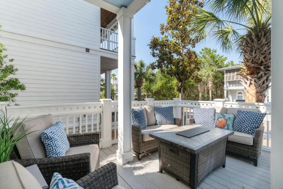 Sea Blessings* House in Rosemary Beach