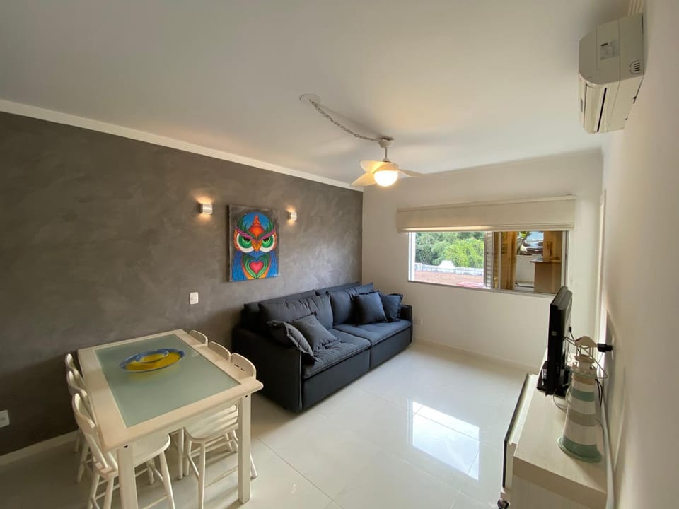 Living room, Seating area, fireplace, air conditioner