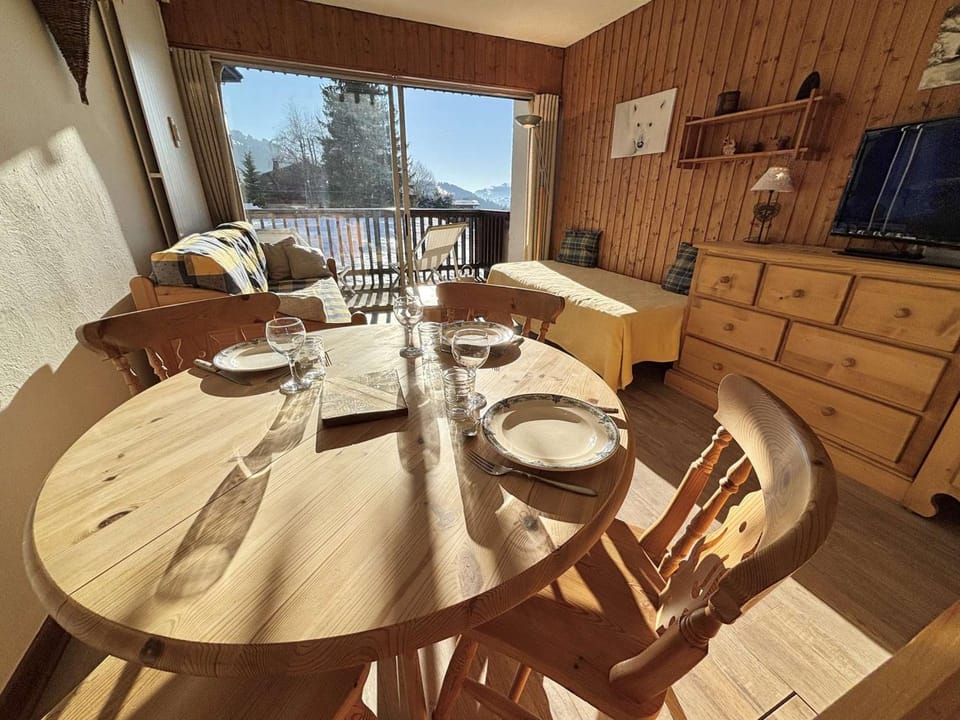 Studio confortable à Notre-Dame-de-Bellecombe - FR-1-595-18 Apartment in Notre-Dame-de-Bellecombe