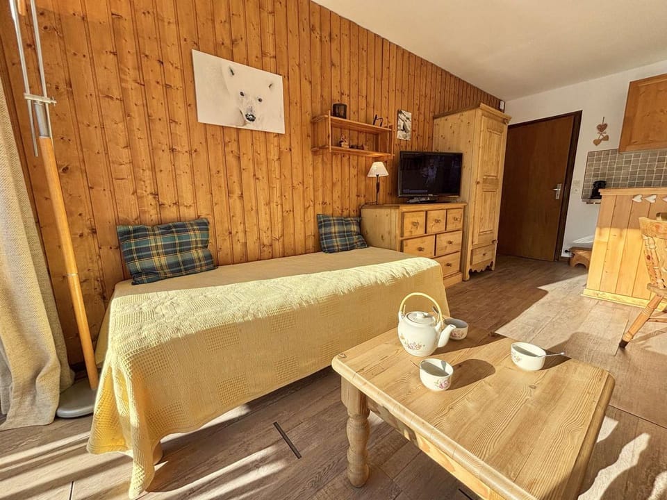 Studio confortable à Notre-Dame-de-Bellecombe - FR-1-595-18 Apartment in Notre-Dame-de-Bellecombe