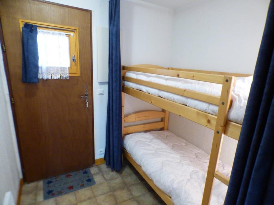 Charmant 2 pièces avec alcôve aux Saisies - FR-1-594-118 Apartment in Villard-sur-Doron