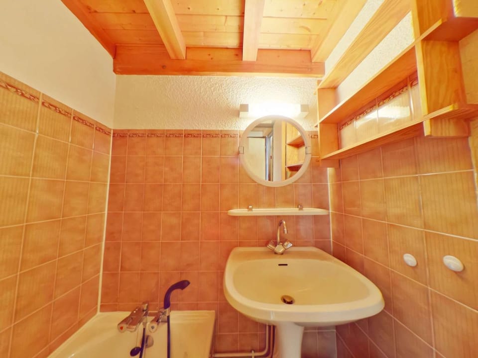 Studio cabine 4 personnes aux Saisies, centre proche Cabin in Villard-sur-Doron
