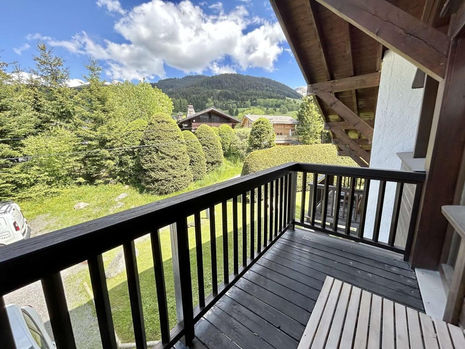 Duplex 4 pièces, 8 couchages, jardin, parking, près des pistes - FR-1-597-3 Apartment in Megève