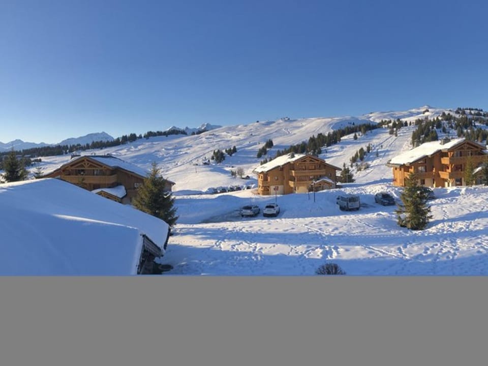 Les Saisies: Appartement avec Balcon et Piscine pour 4 Personnes - FR-1-594-187 Apartment in Haute-Savoie