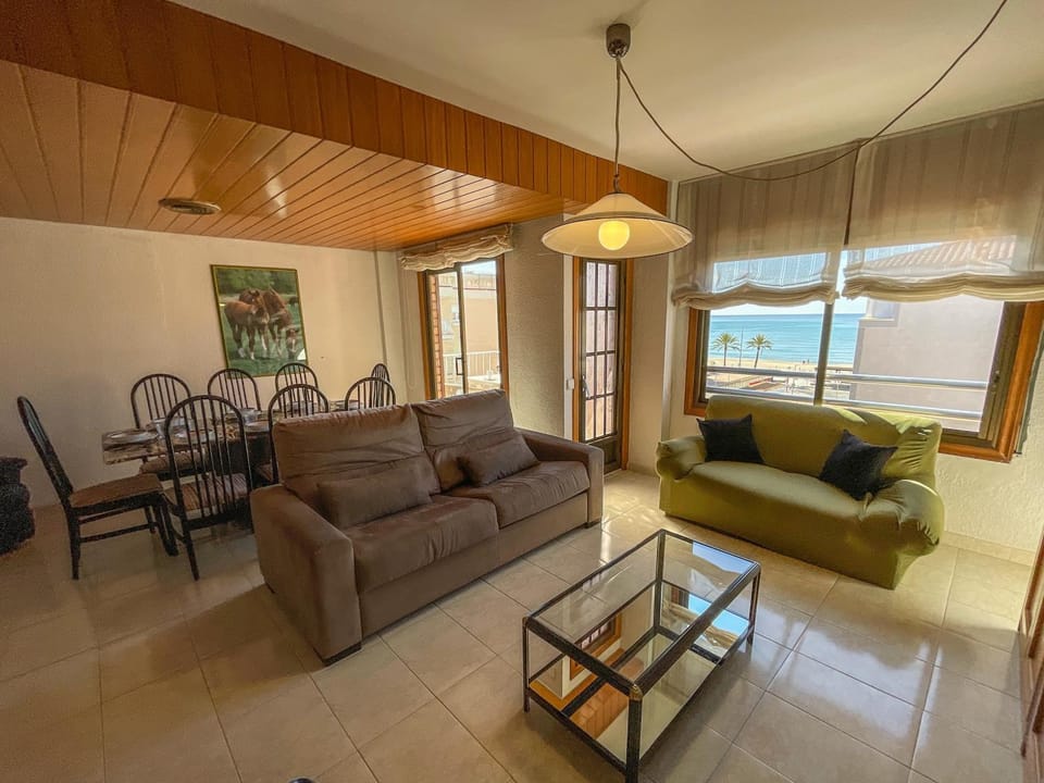 Living room, Sea view