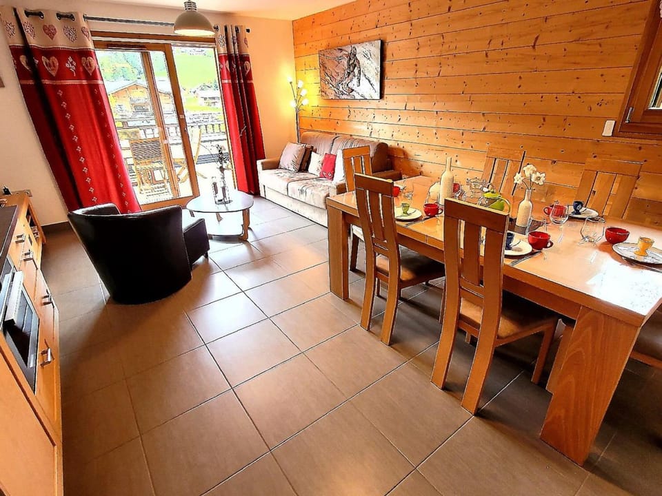 Appartement T3 lumineux avec terrasse et parking, 4 pers, Les Gets - FR-1-598-14 Apartment in Les Gets