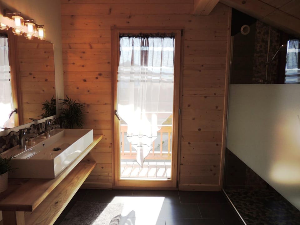 Chalet familial aux Gets, calme, parking, 8 personnes - FR-1-598-15 Chalet in Les Gets