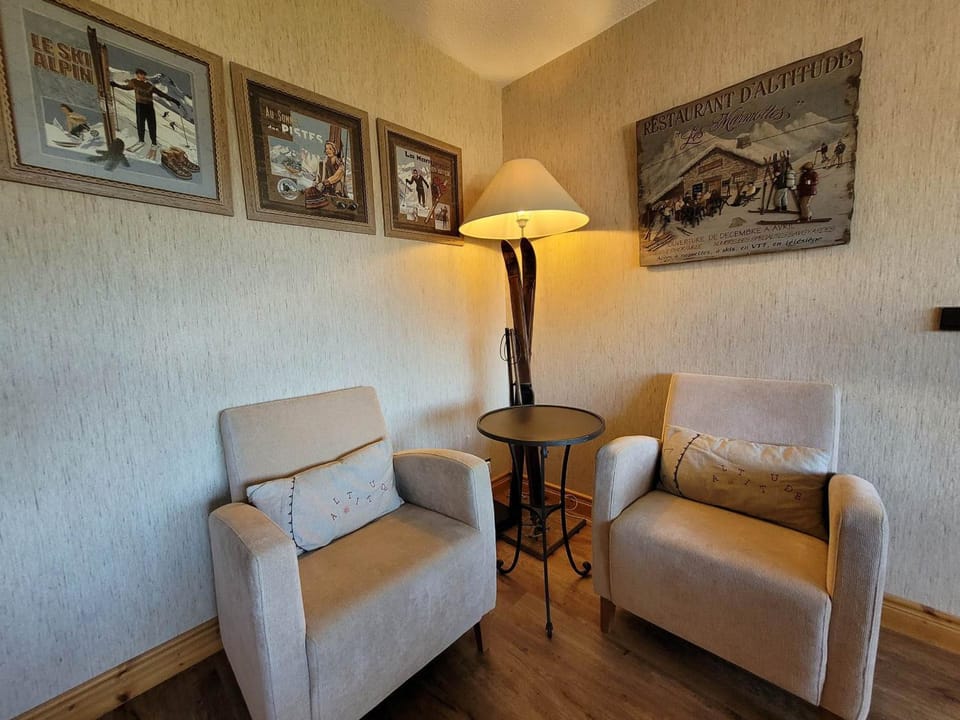 Superbe appartement 6 pièces au pied des pistes, 4 chambres en suite, centre Les Gets - FR-1-598-26 Apartment in Les Gets