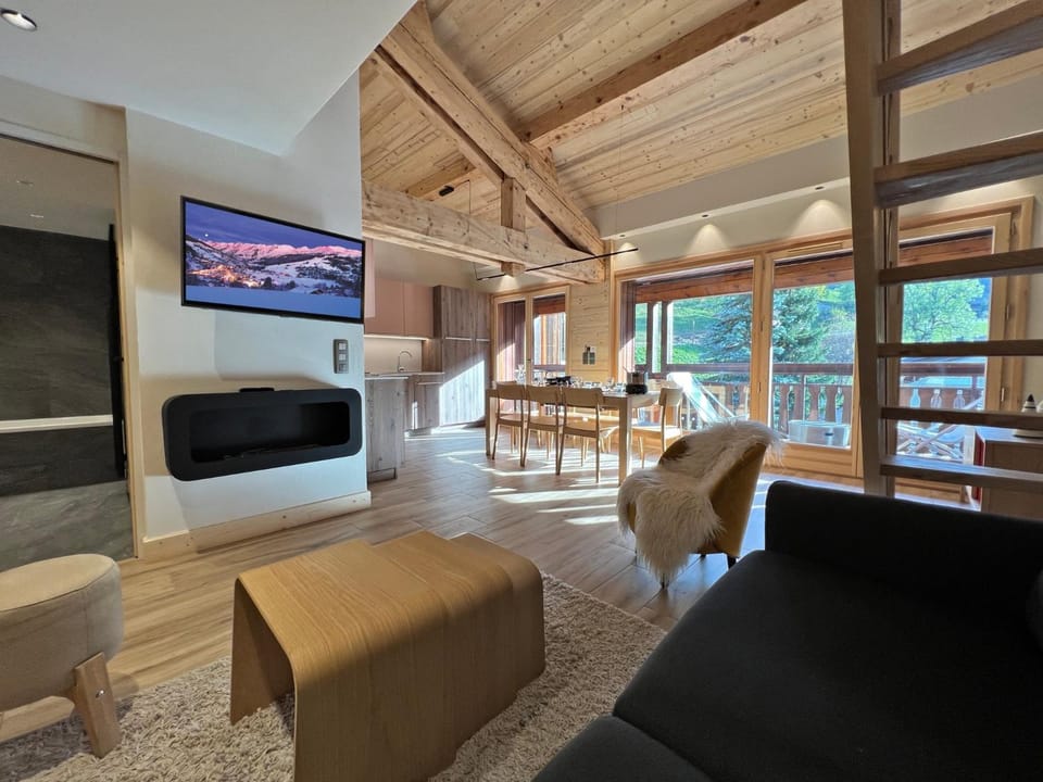 TV and multimedia, Living room