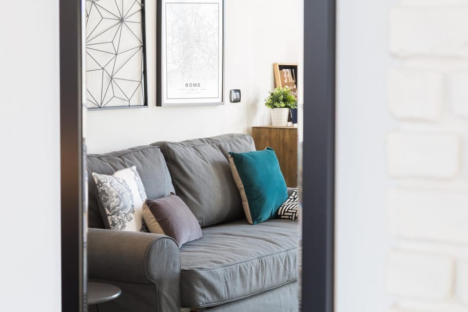Living room, Decorative detail