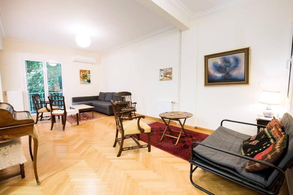 Living room, Garden view