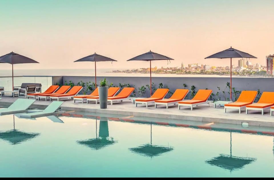 Pool view, Swimming pool