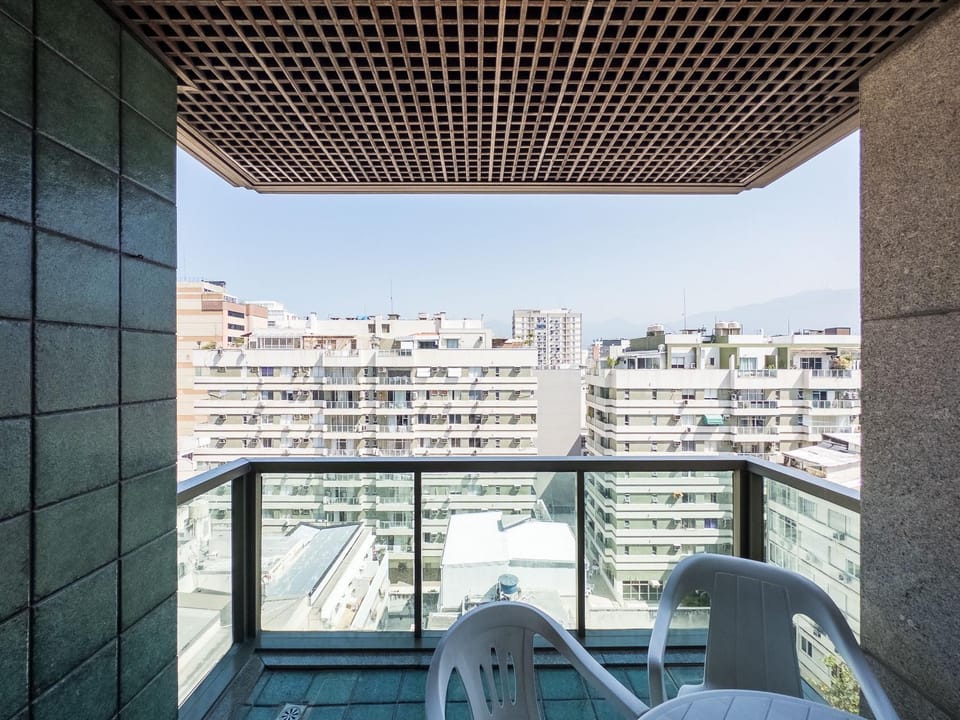 IPF2045C - Tiffany's Residence Service - Ipanema Apartment in Rio de Janeiro
