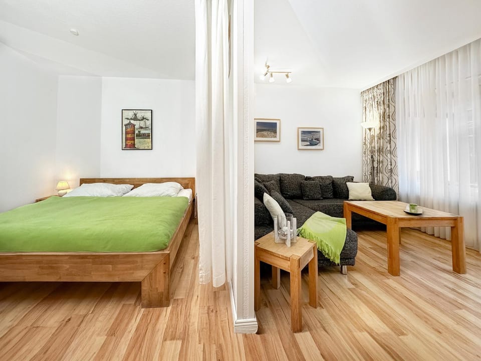 FeWo "Strandhotel" Whg5 Apartment in Ostholstein