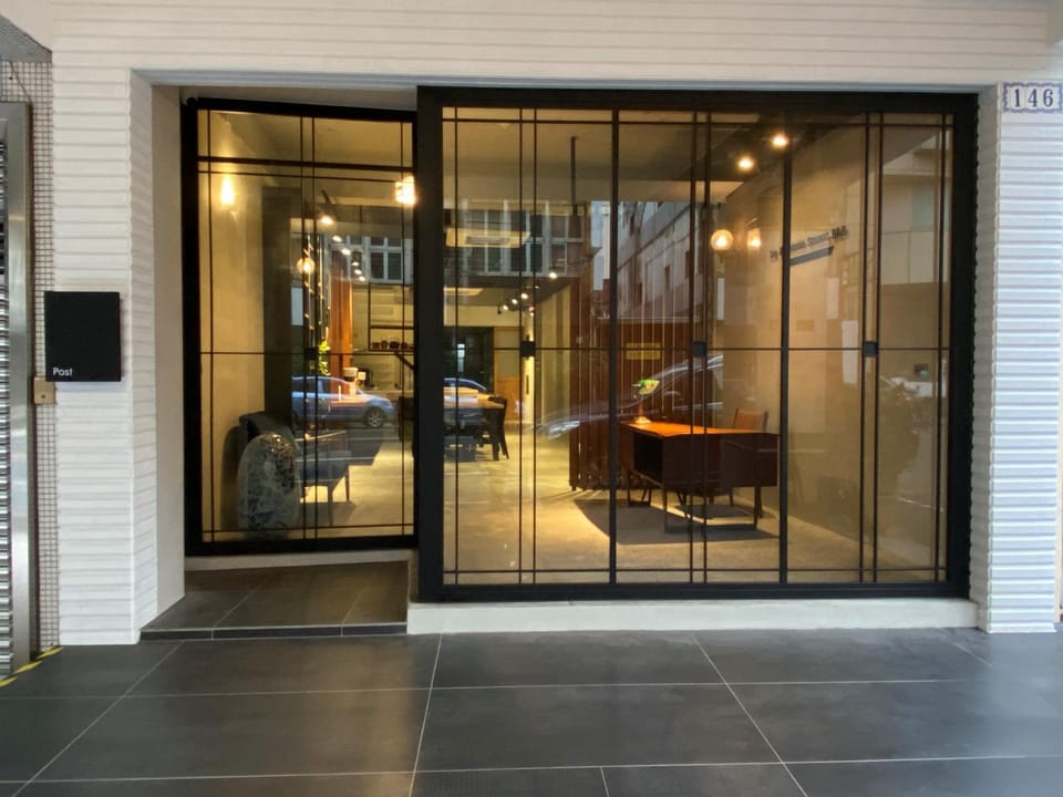 Facade/entrance