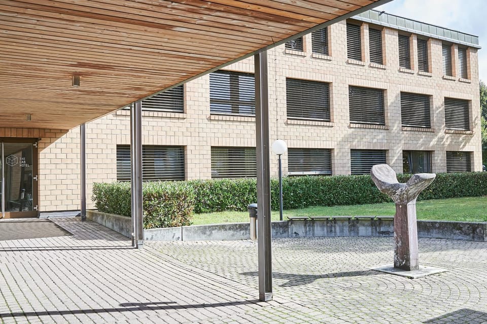 Inner courtyard view