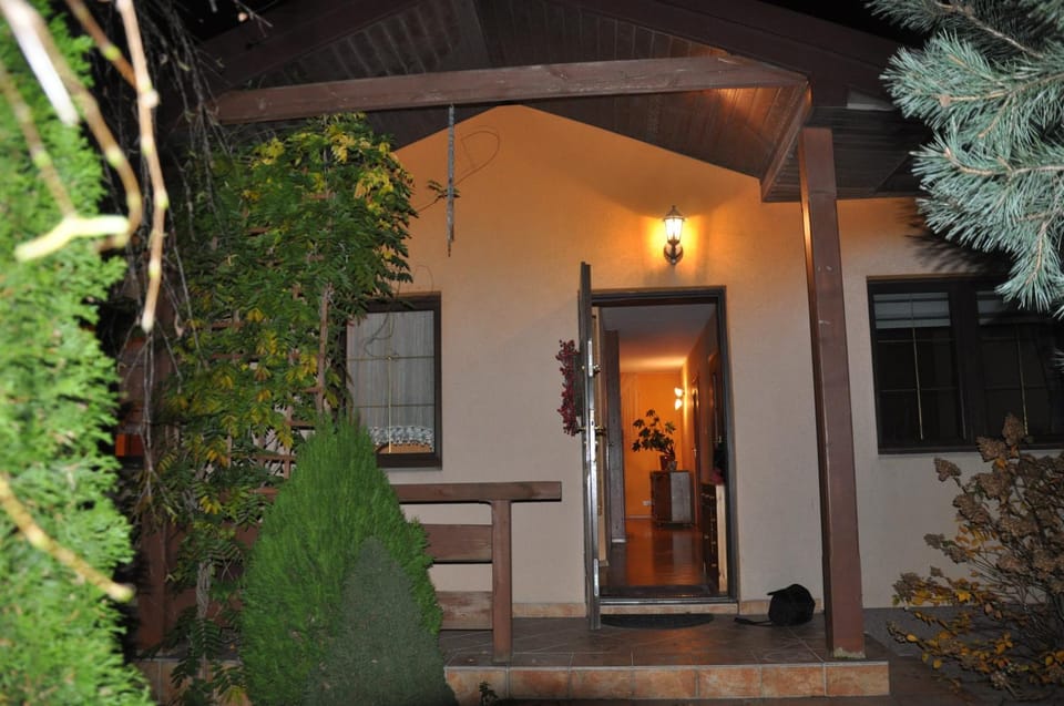 Dworek - Polna House in Masovian Voivodeship