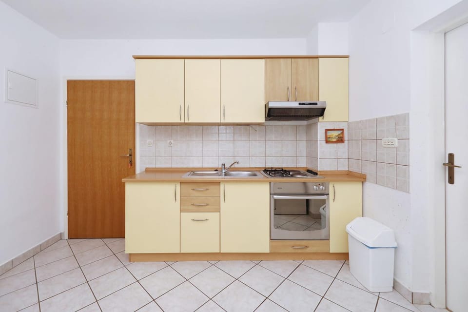 Kitchen or kitchenette, Other