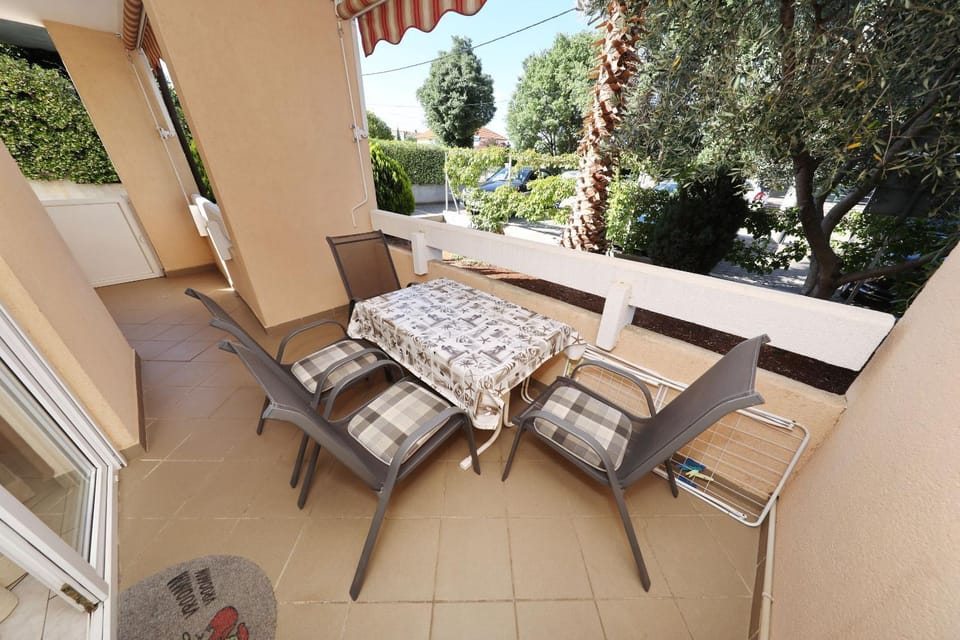 View (from property/room), Balcony/Terrace
