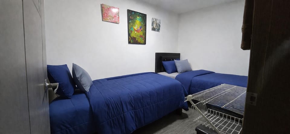 Amoblado cerca al aeropuerto el dorado Bogotá, frente CC Nuestro Bogotá Apartment in Bogota