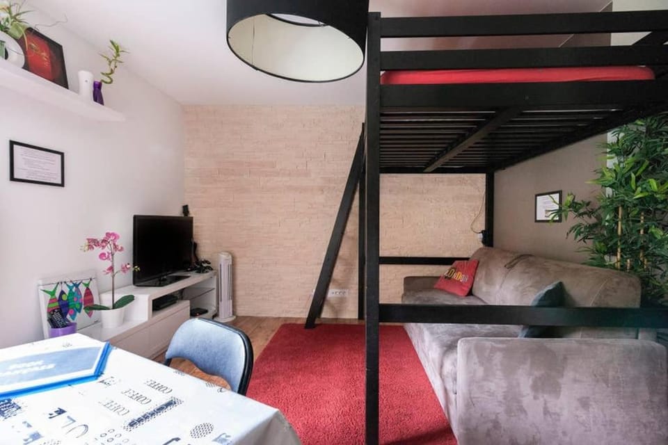 Nice Studio Near Mickey, Disneyland at 5mn Apartment in Île-de-France