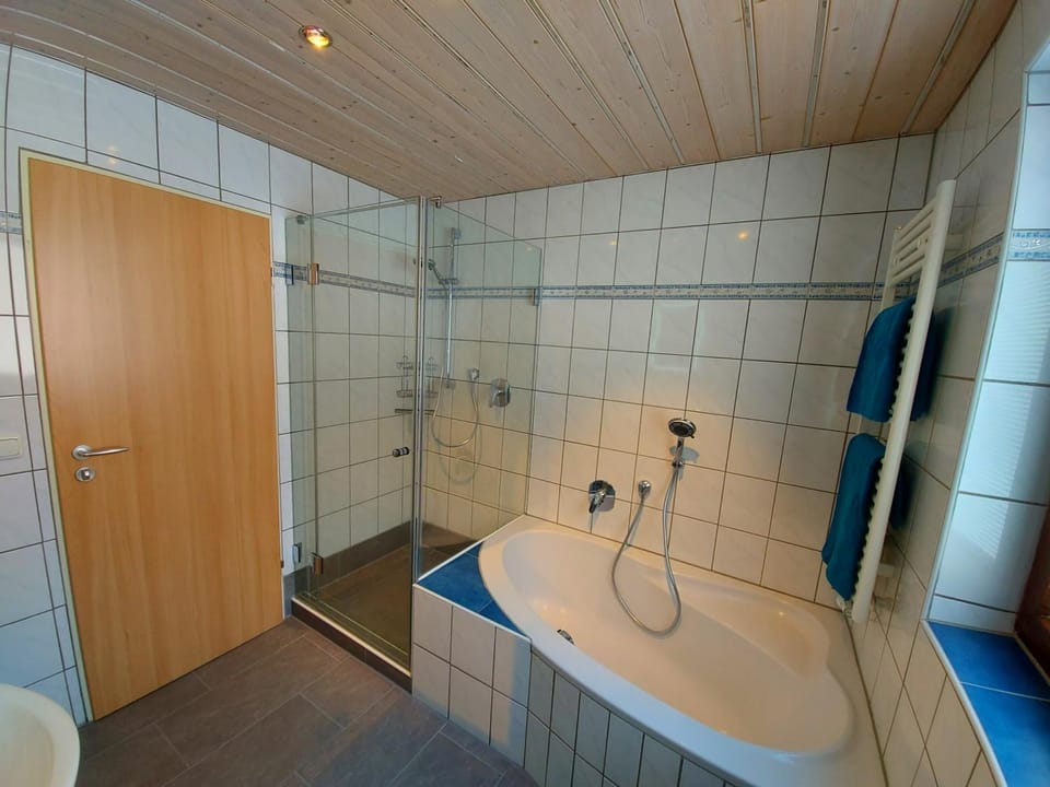 Shower, Bathroom, Bath