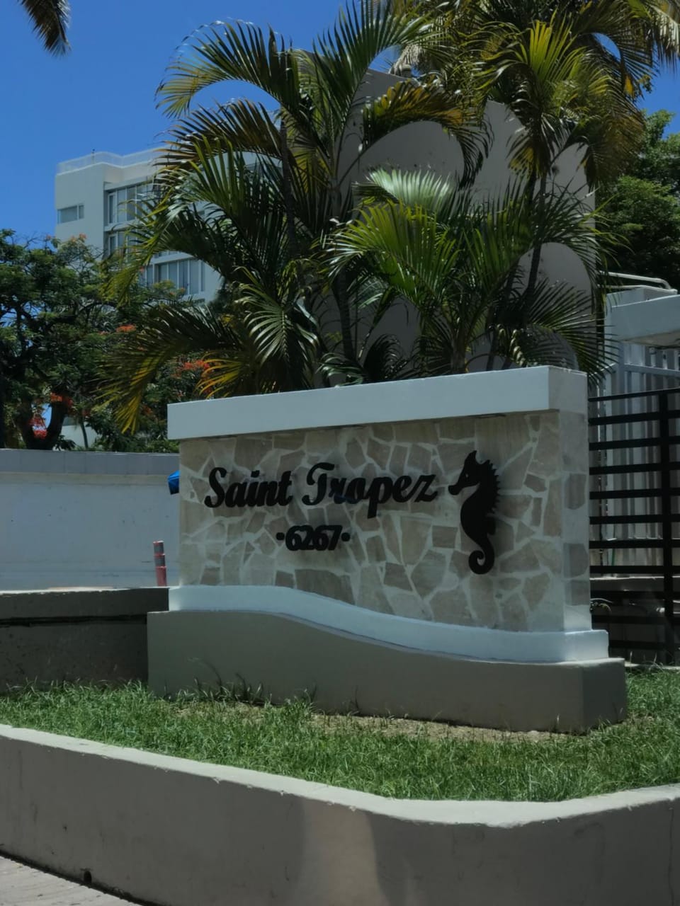 Property building, Property logo or sign