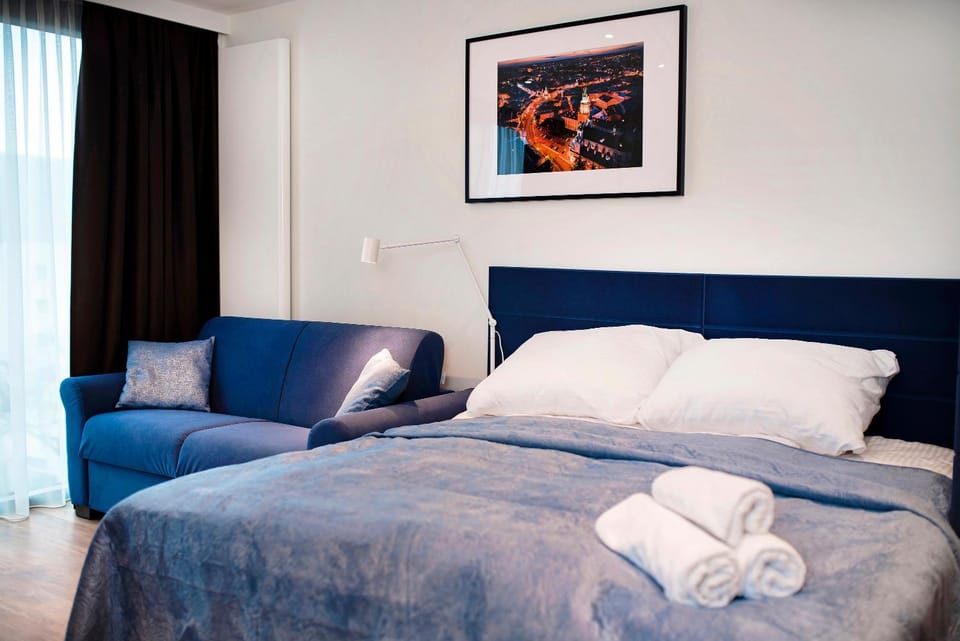 EASY RENT- Aperta ART Centrum, Basen & SPA, Free Parking 24h Check-in Apartment in Masovian Voivodeship