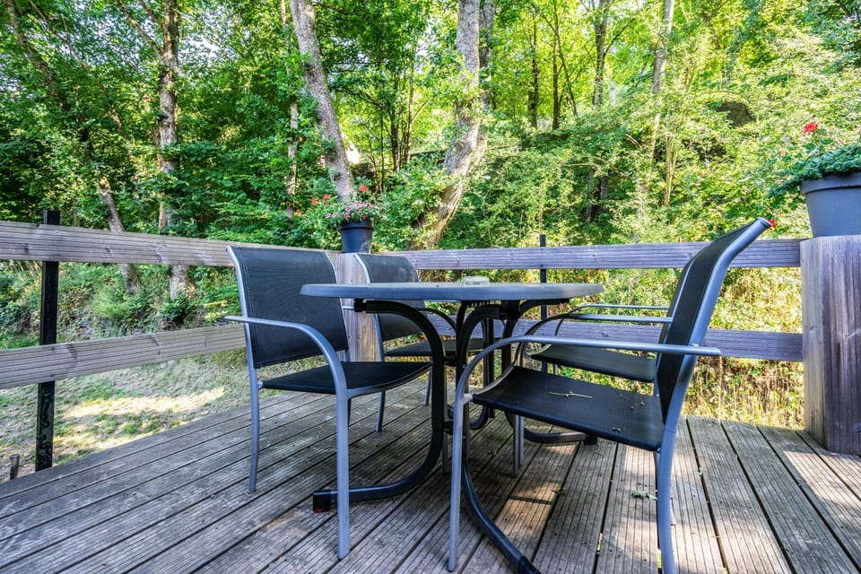 Balcony/Terrace, Dining area, Mountain view