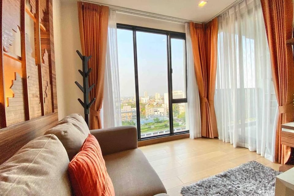 The Best Location @Astra,NightBazaar,Old City,7-11 Apartment in Chiang Mai