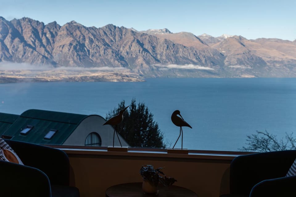 Awesomely Wakatipu Queenstown Home House in Queenstown