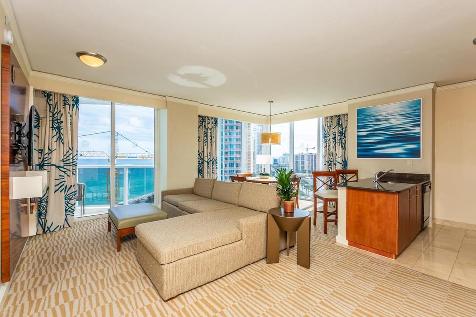 Trump International Beach Resort Ocean View 1100 sf 1 Bed 1Bth Privately Owned Sunny Isles Apartment in Sunny Isles Beach