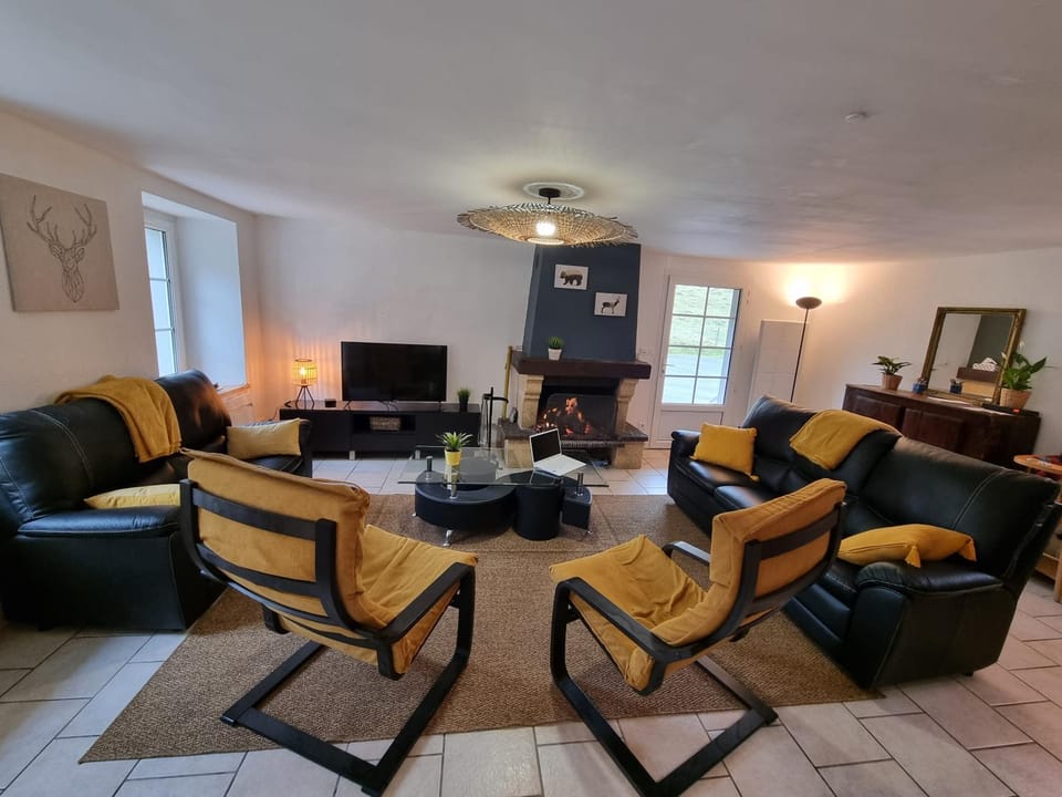 Living room, flat iron