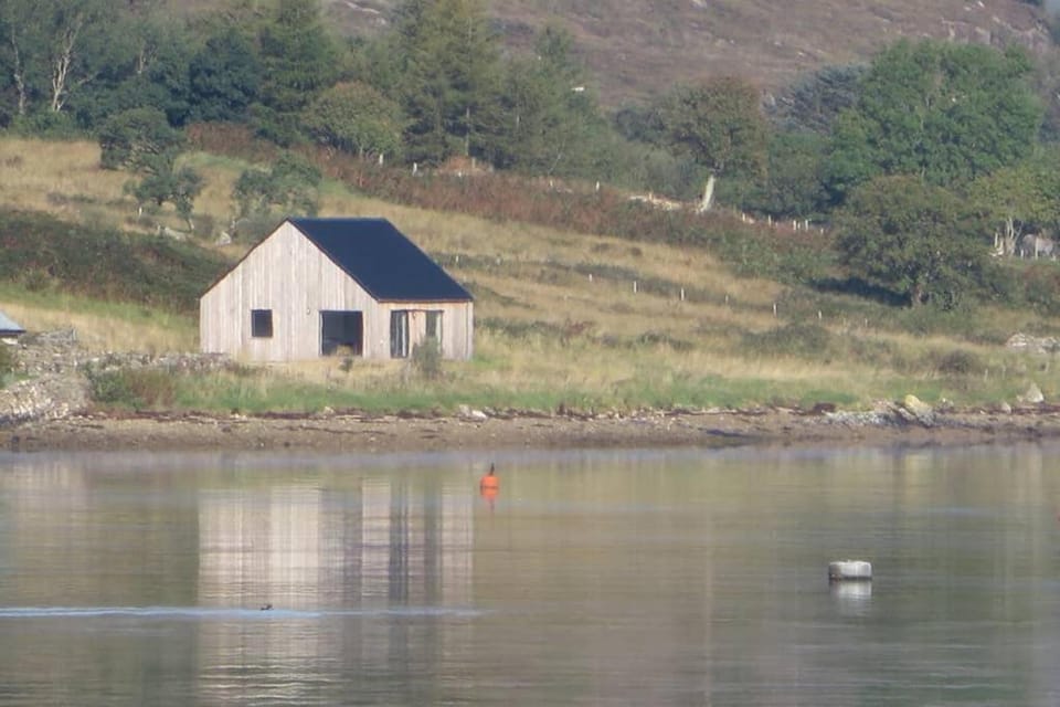 Beautiful views from right above the water House in Scotland