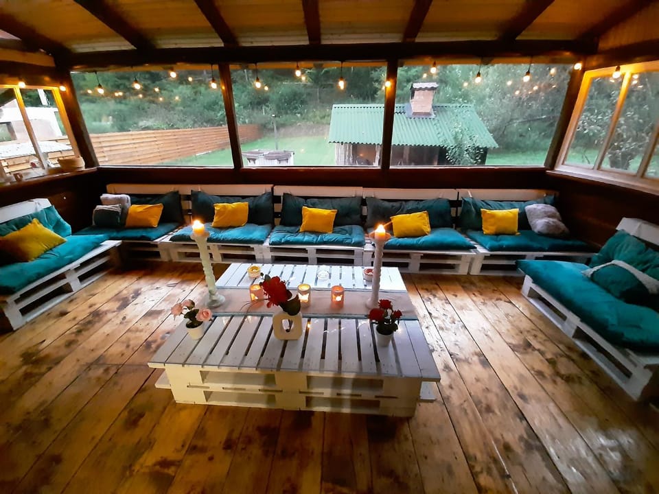 Casa Ele House in Cluj County