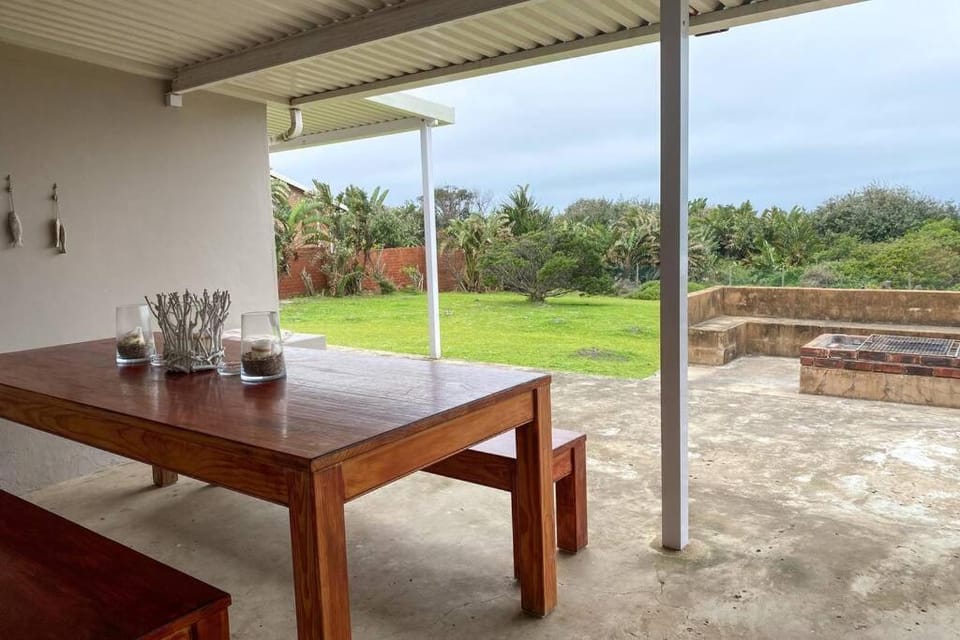 Tamassa Holiday Home on the Beach, in Port Edward House in KwaZulu-Natal
