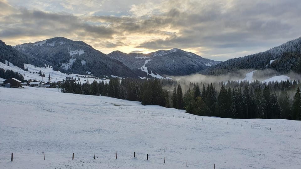 Natural landscape, Winter, Balcony/Terrace, Mountain view
